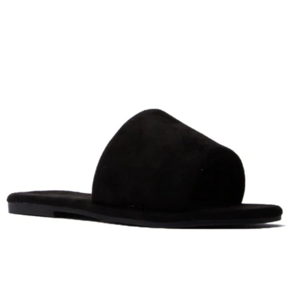 !! NEW !! Super Soft Slide Sandals in Black - Picture 5 of 9